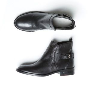 [SOLD] NWOB Freda Salvador Jodhpur Boots US6.5